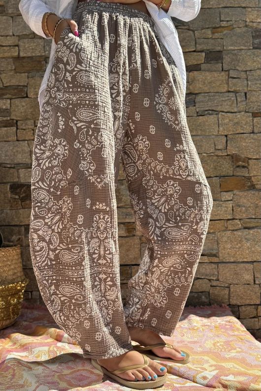 Hush Pillow Cotton Bandana B Classic Barrel Pant Mocha